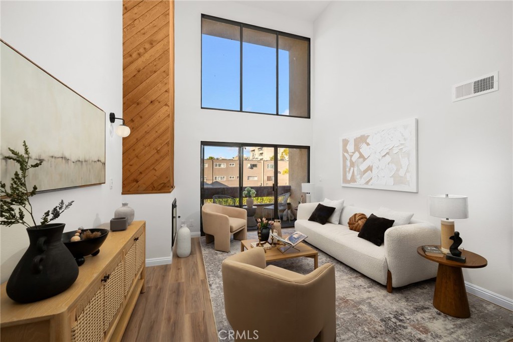 300 S Reno Street 303
