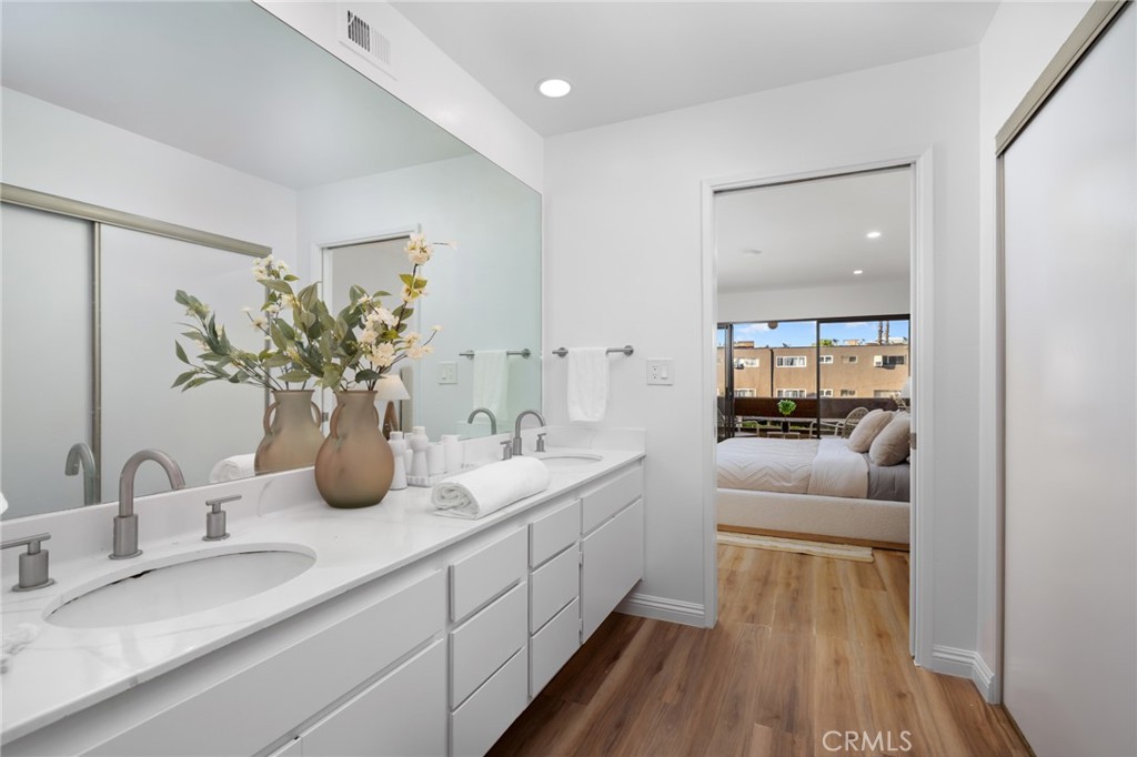 300 S Reno Street 303