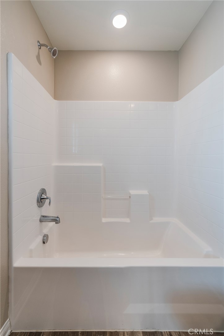 14418 Plum Lane 5