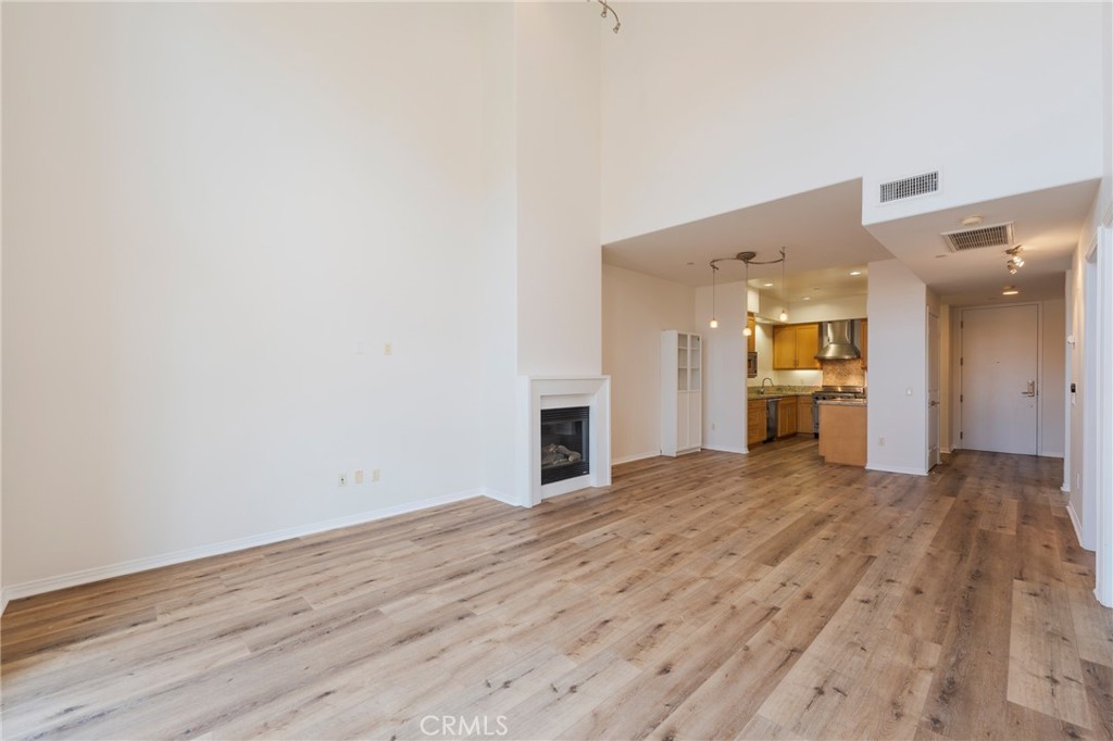 4050 Glencoe Avenue 422