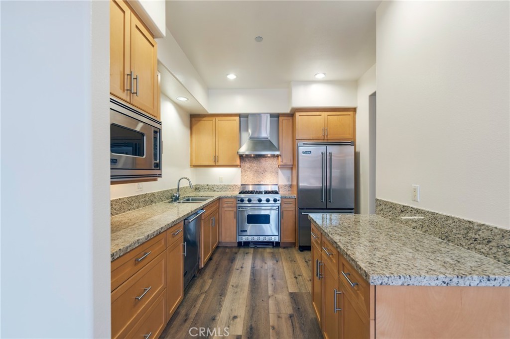 4050 Glencoe Avenue 422