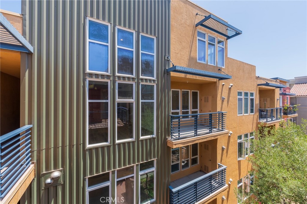 4050 Glencoe Avenue 422