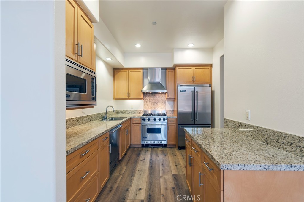 4050 Glencoe Avenue 422