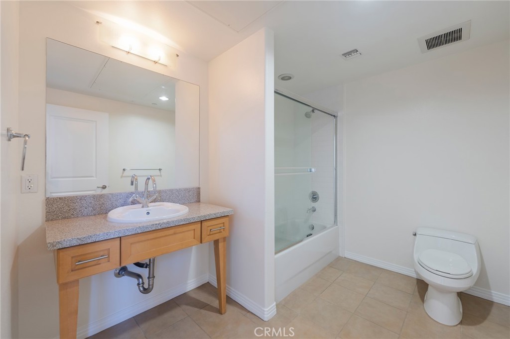 4050 Glencoe Avenue 422