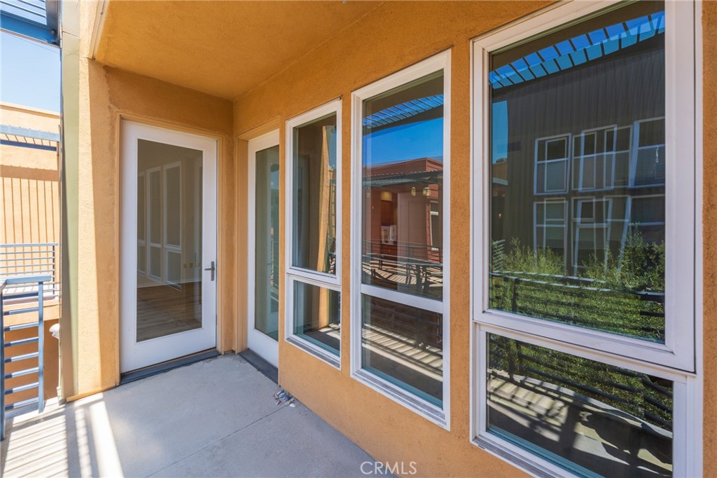 4050 Glencoe Avenue 422