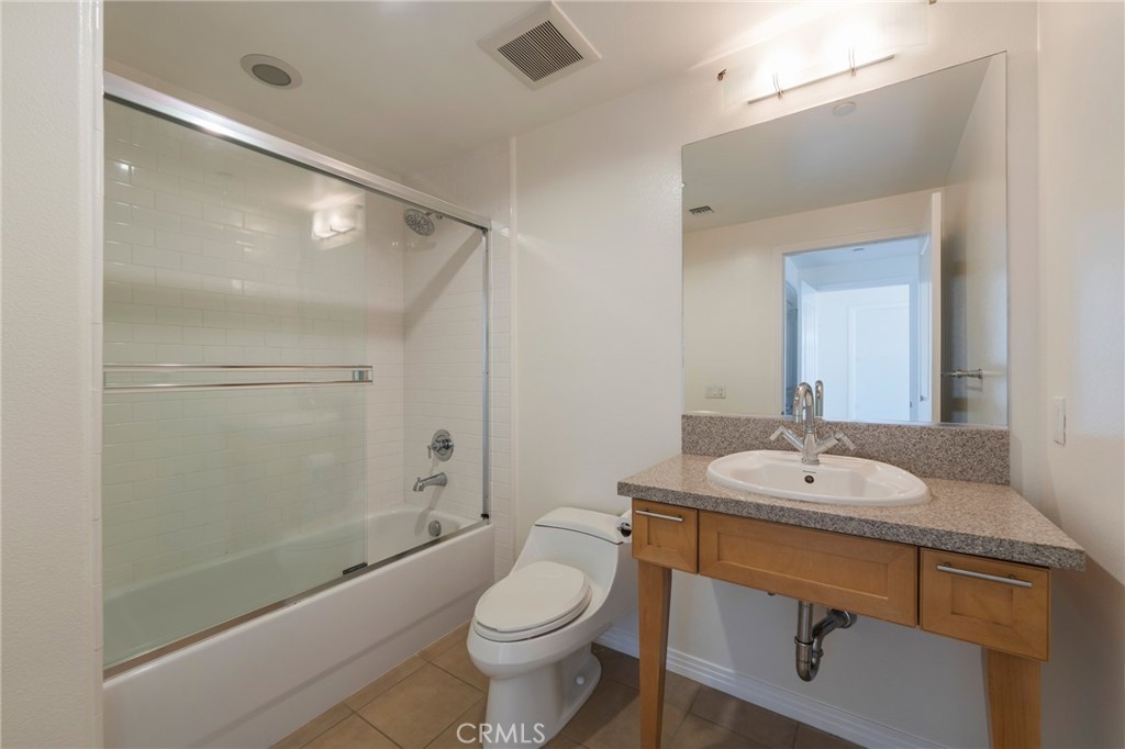 4050 Glencoe Avenue 422