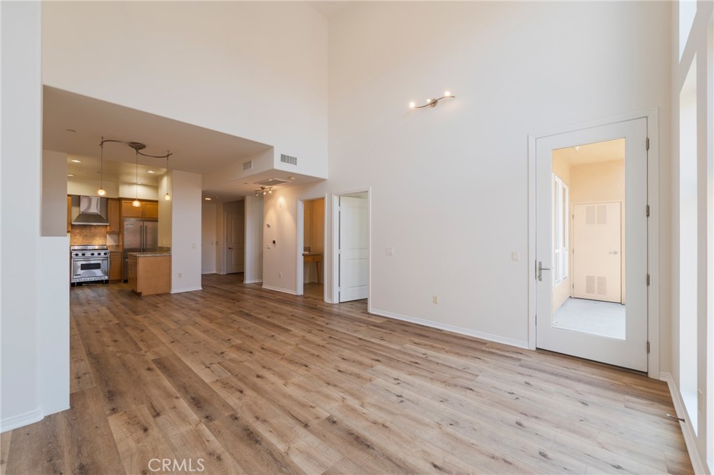 4050 Glencoe Avenue 422