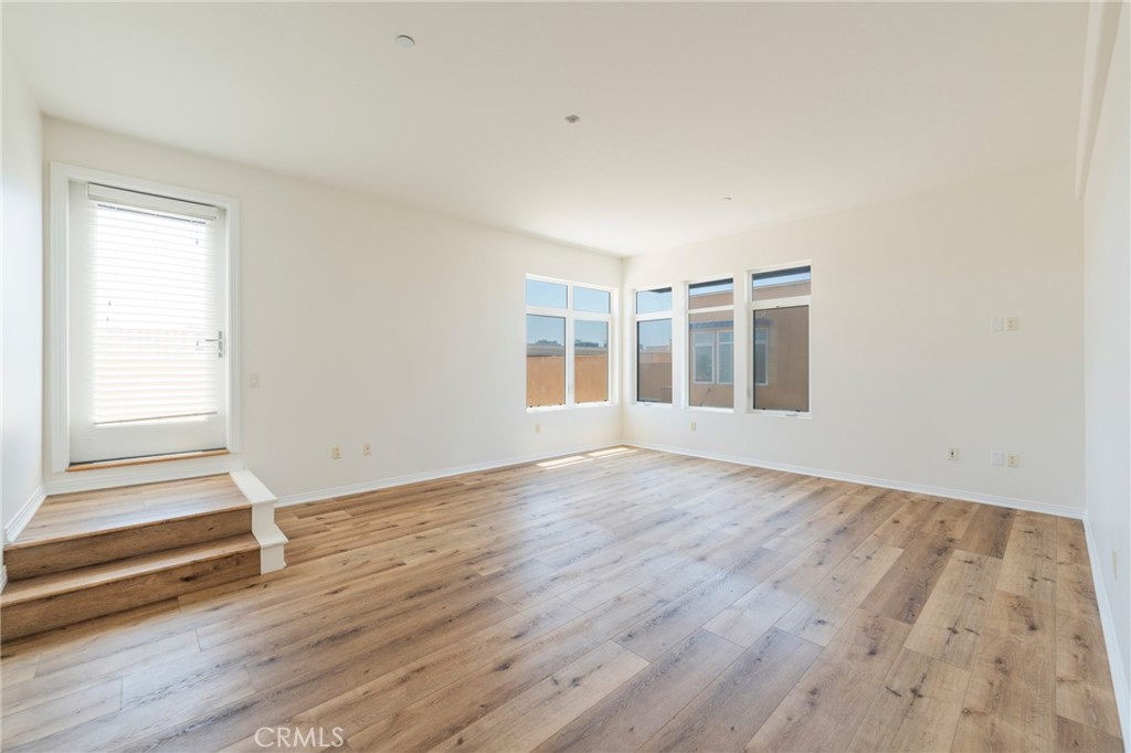 4050 Glencoe Avenue 422