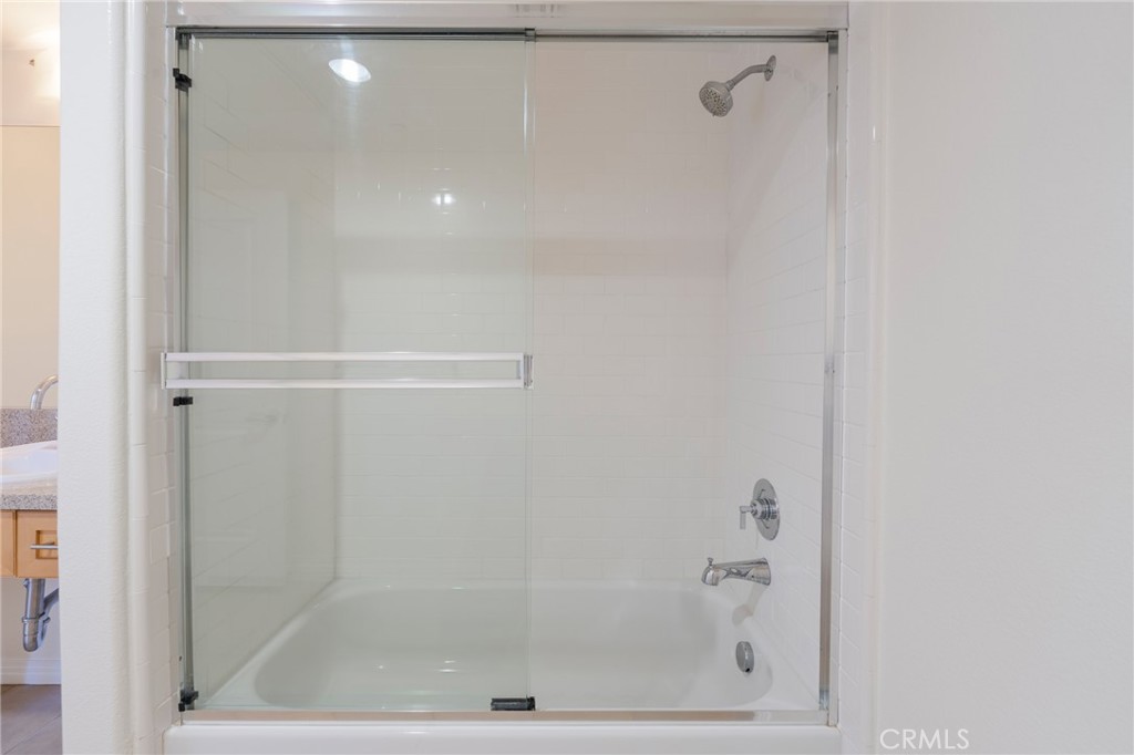 4050 Glencoe Avenue 422