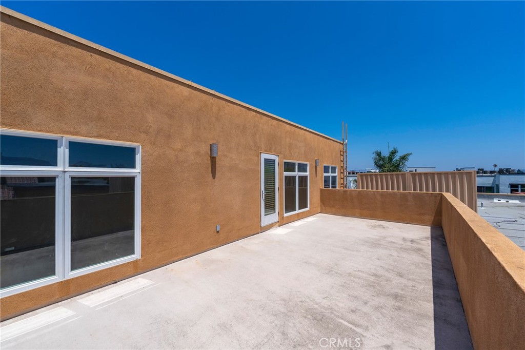 4050 Glencoe Avenue 422