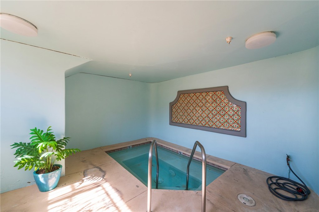 7100 La Tijera Boulevard D101