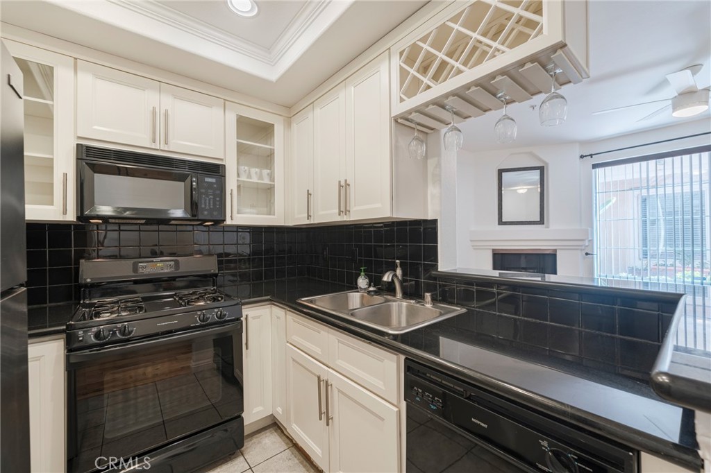 7100 La Tijera Boulevard D101