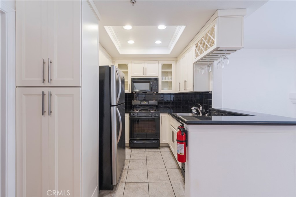 7100 La Tijera Boulevard D101