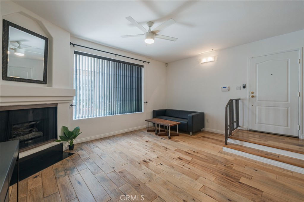 7100 La Tijera Boulevard D101