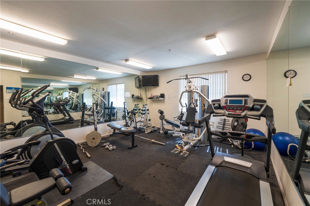 7100 La Tijera Boulevard D101