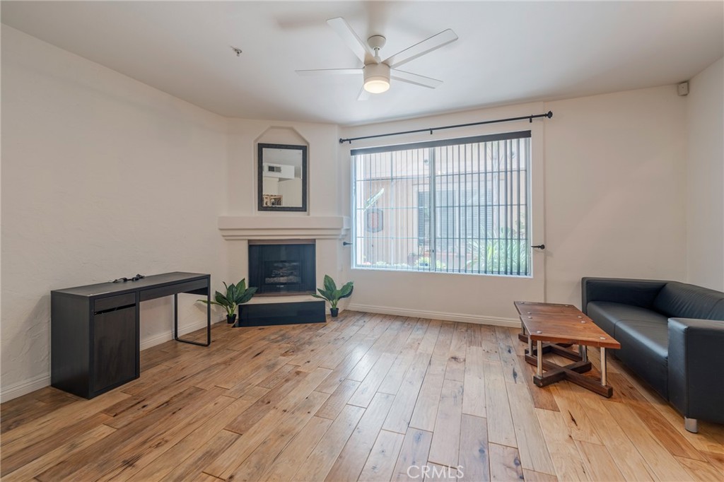 7100 La Tijera Boulevard D101