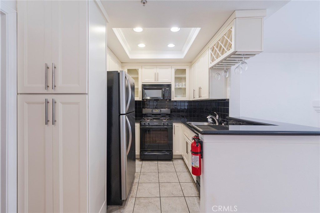 7100 La Tijera Boulevard D101