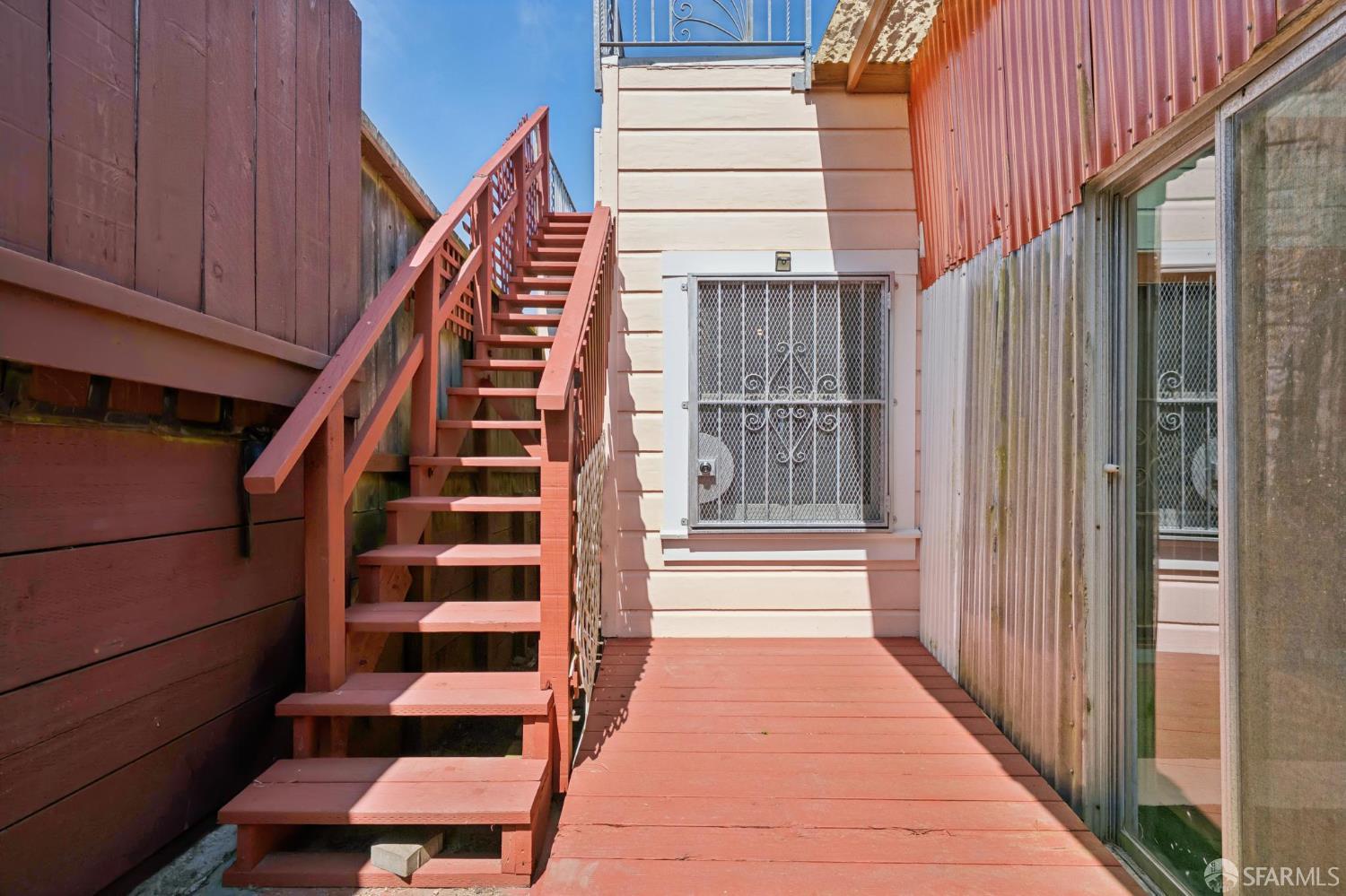 423 Lakeview Avenue