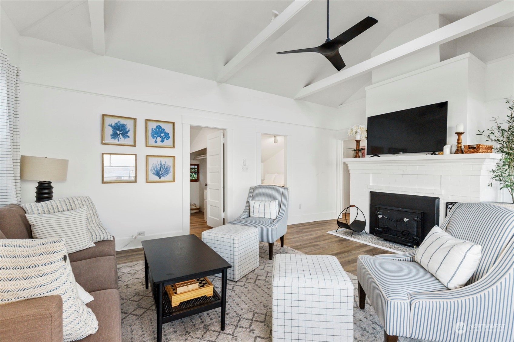 11003 Rolling Bay Walk NE