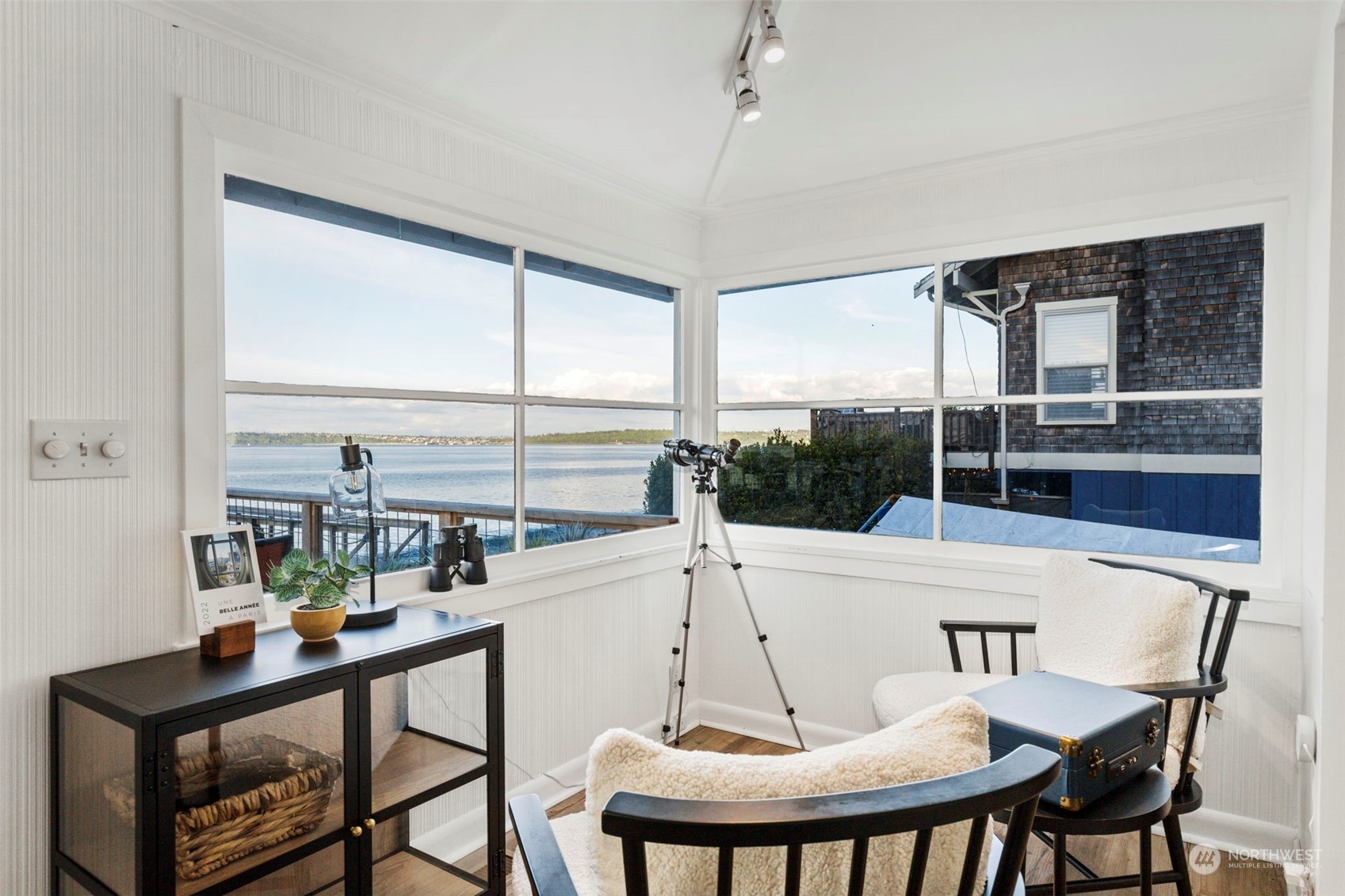 11003 Rolling Bay Walk NE