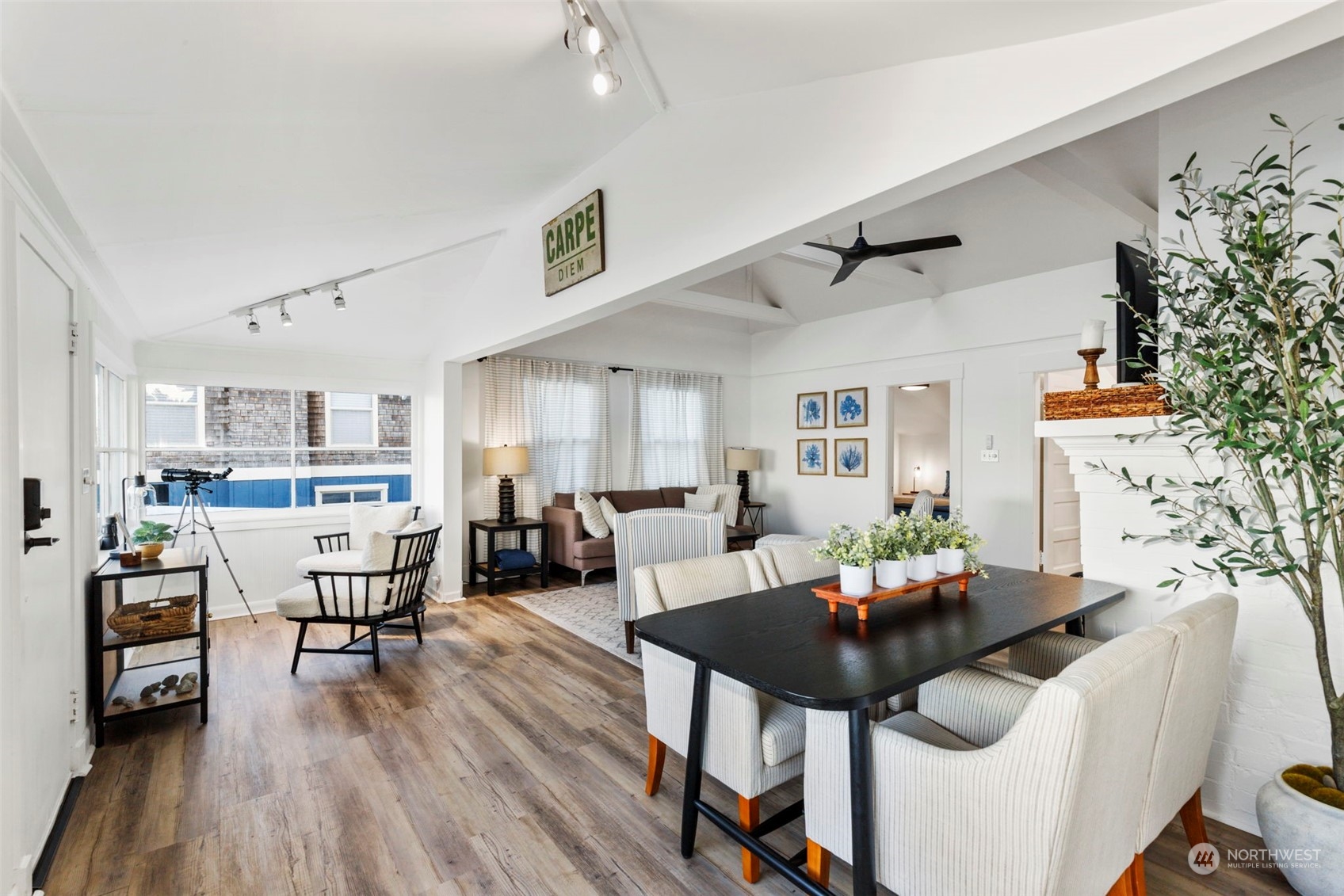 11003 Rolling Bay Walk NE