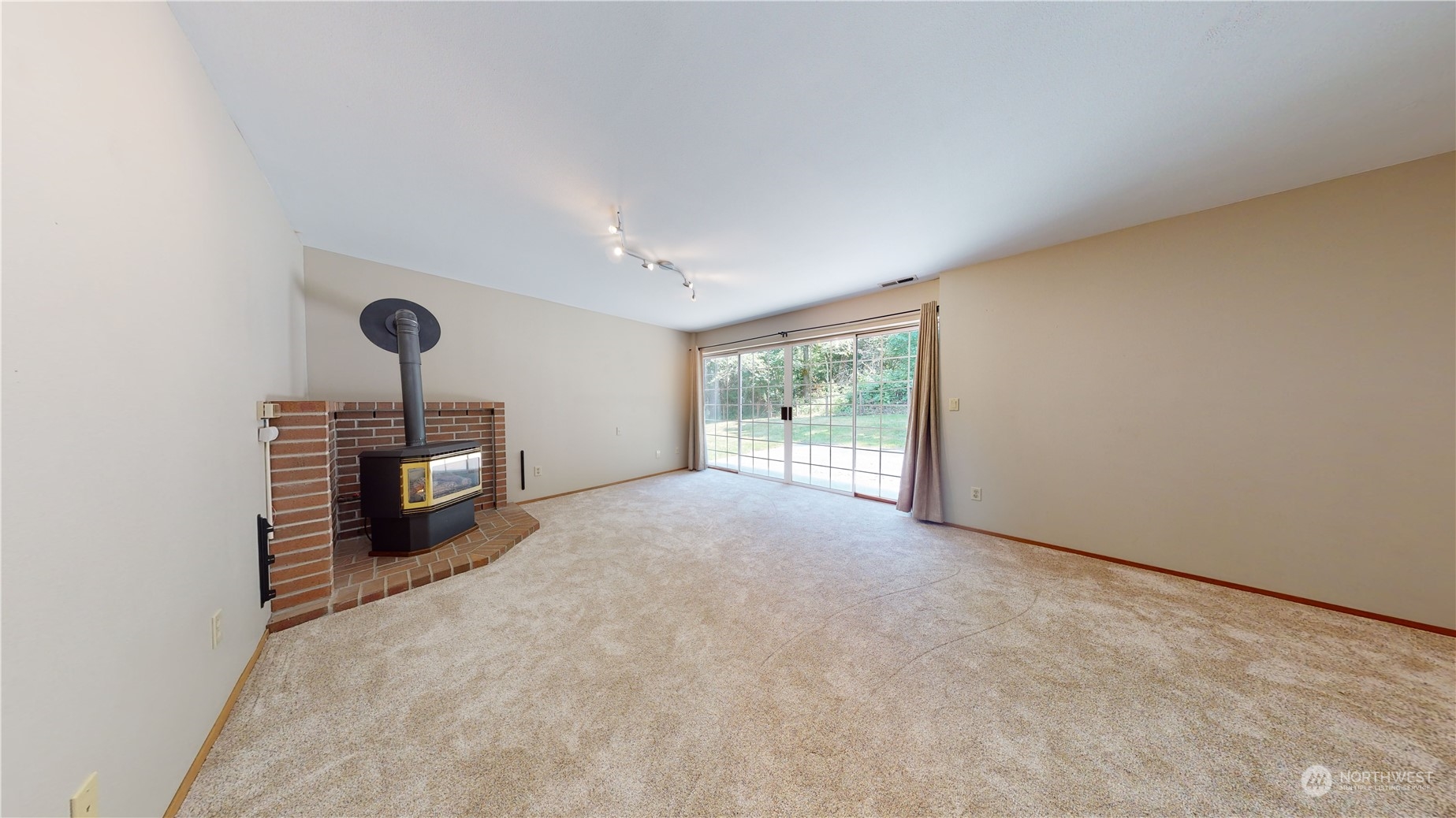 14425 Kestrel Place NE