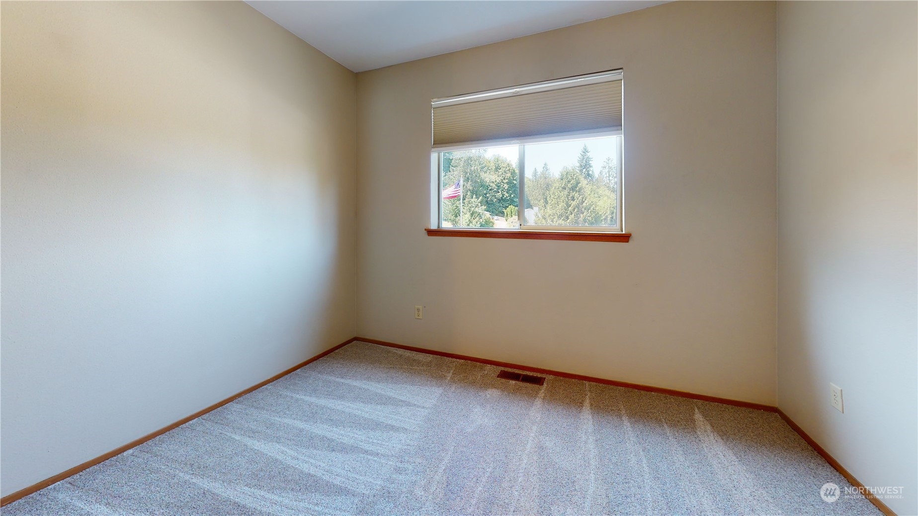 14425 Kestrel Place NE