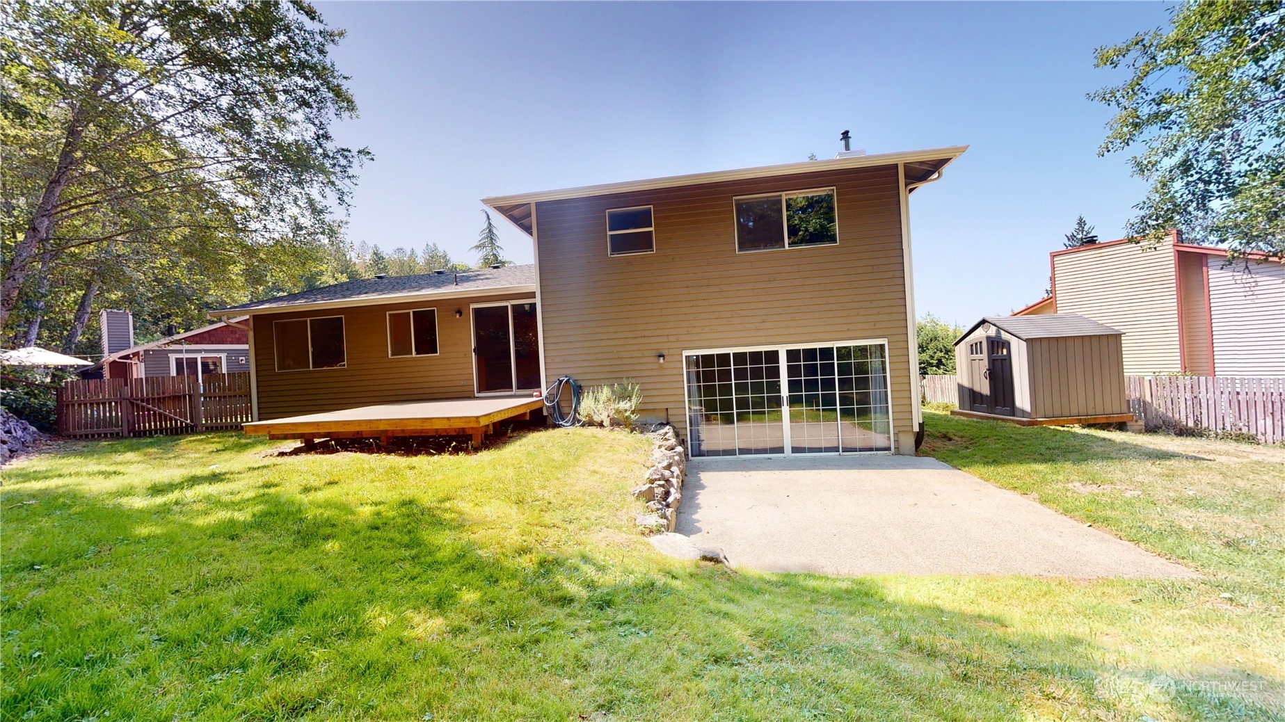 14425 Kestrel Place NE