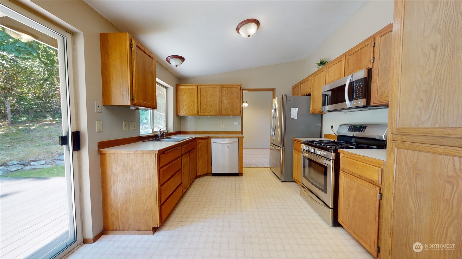 14425 Kestrel Place NE