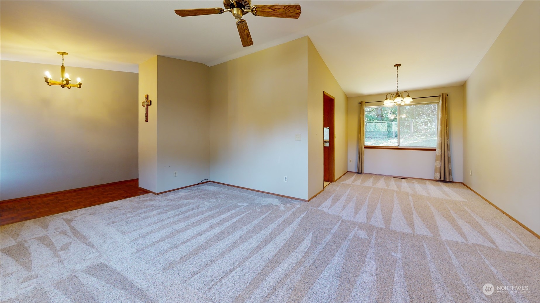 14425 Kestrel Place NE