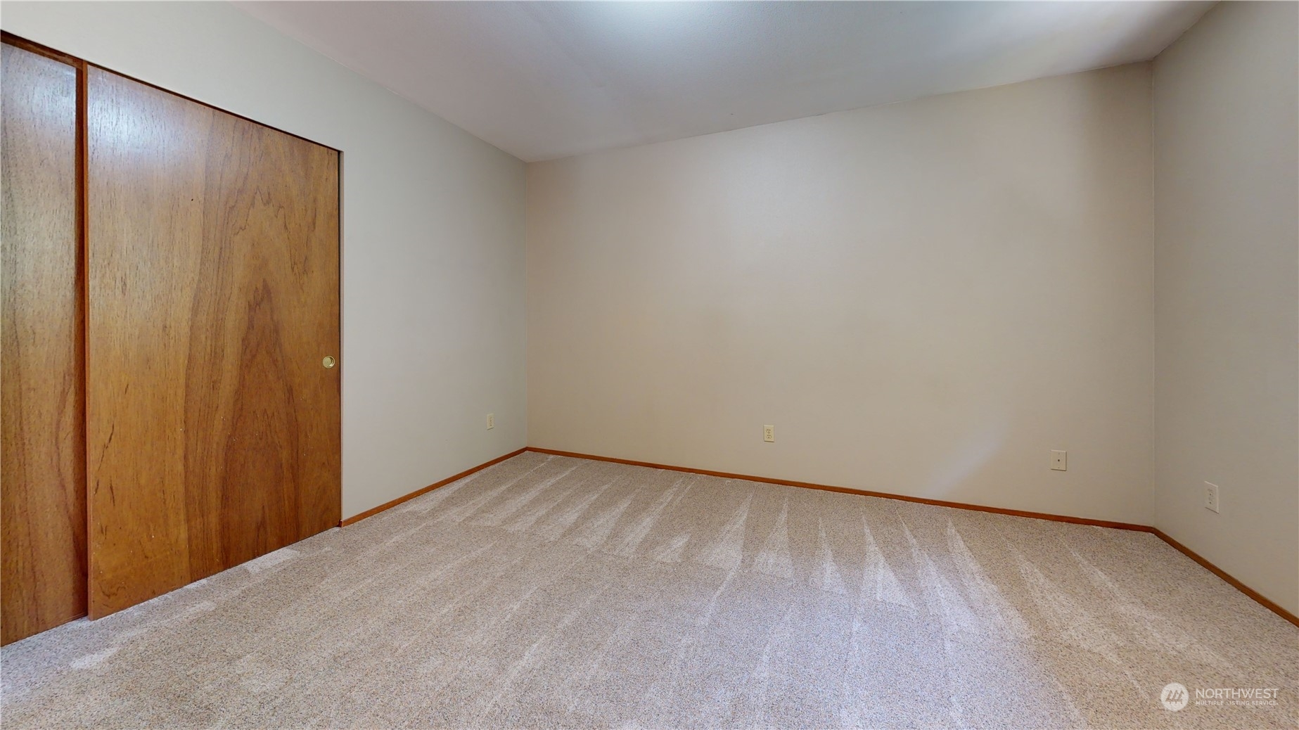 14425 Kestrel Place NE