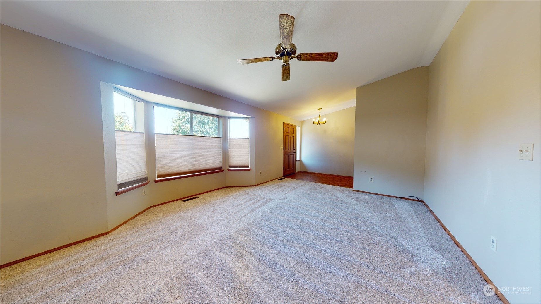 14425 Kestrel Place NE