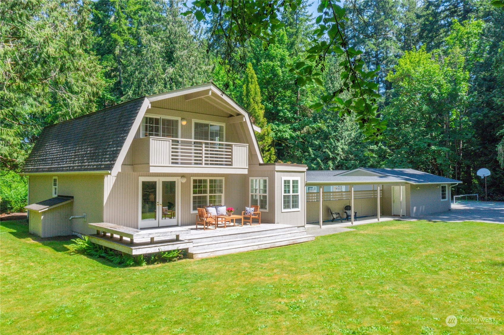 9140 Battlepoint DR NE