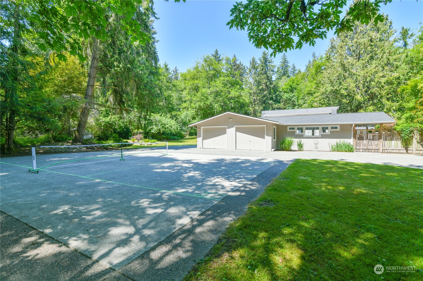 9140 Battlepoint DR NE