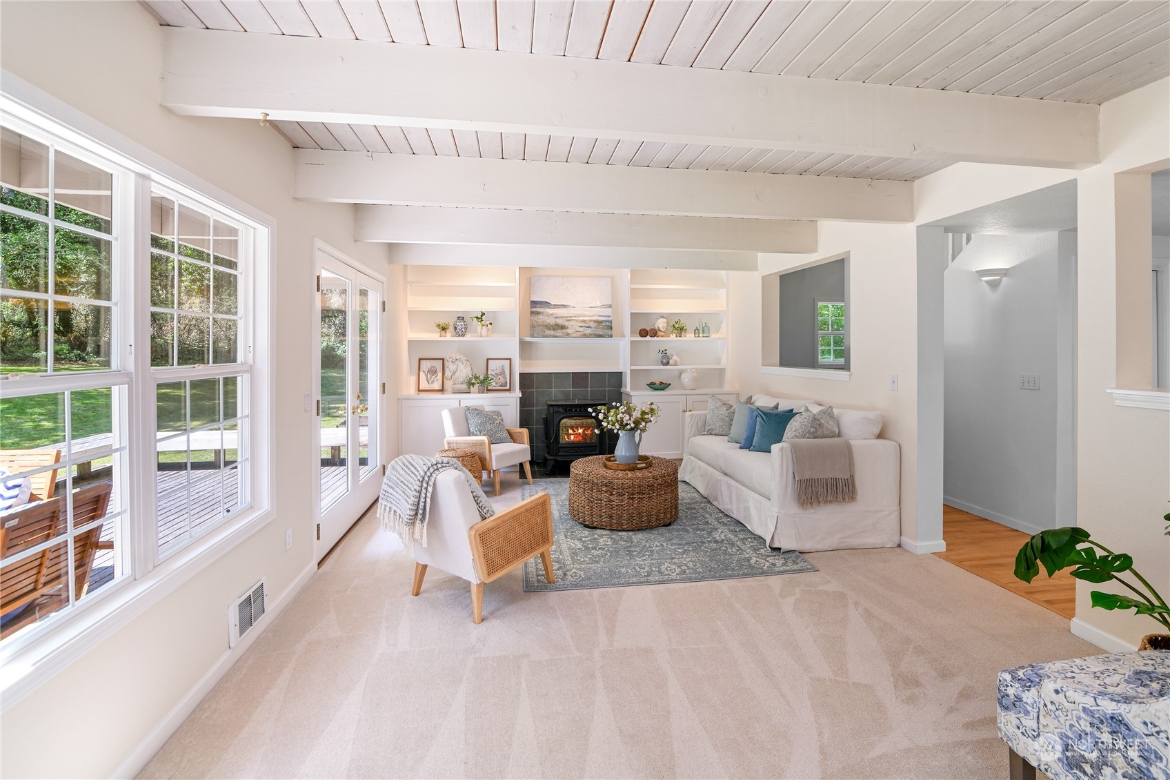 9140 Battlepoint DR NE