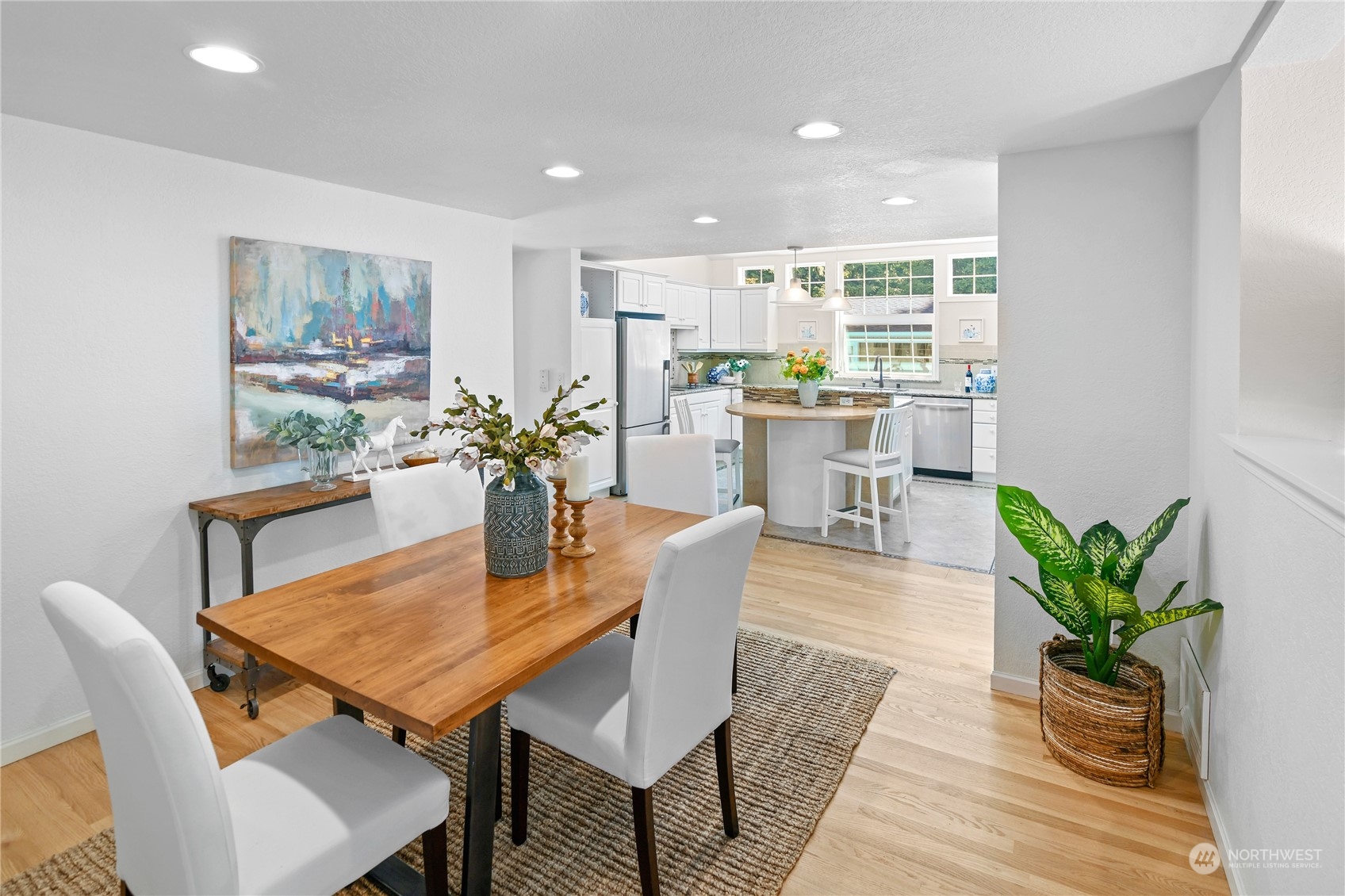 9140 Battlepoint DR NE