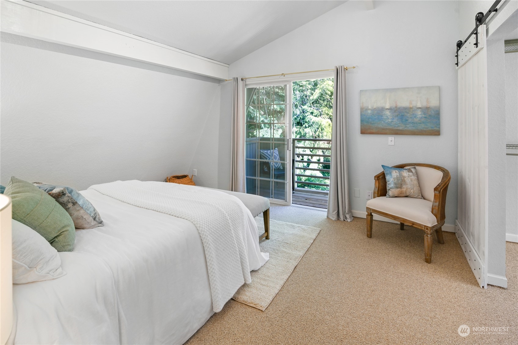 9140 Battlepoint DR NE