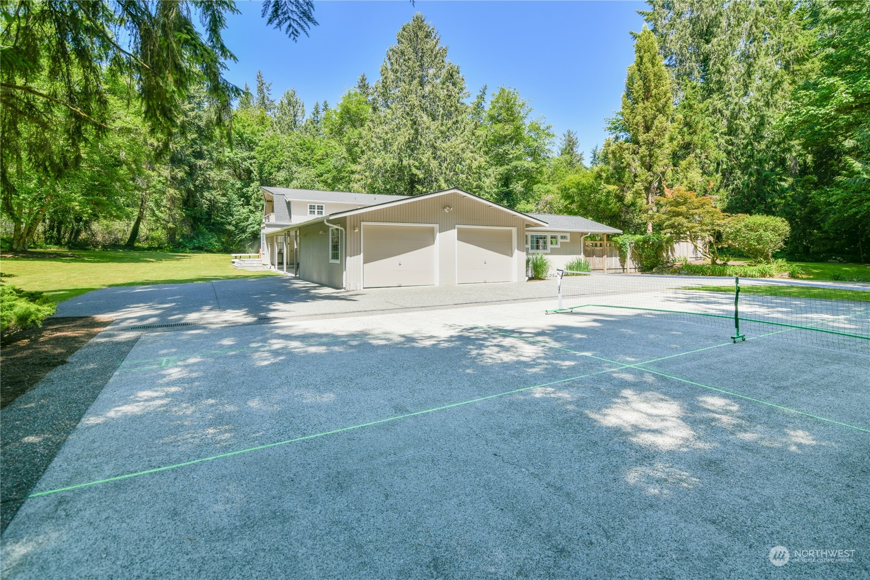 9140 Battlepoint DR NE