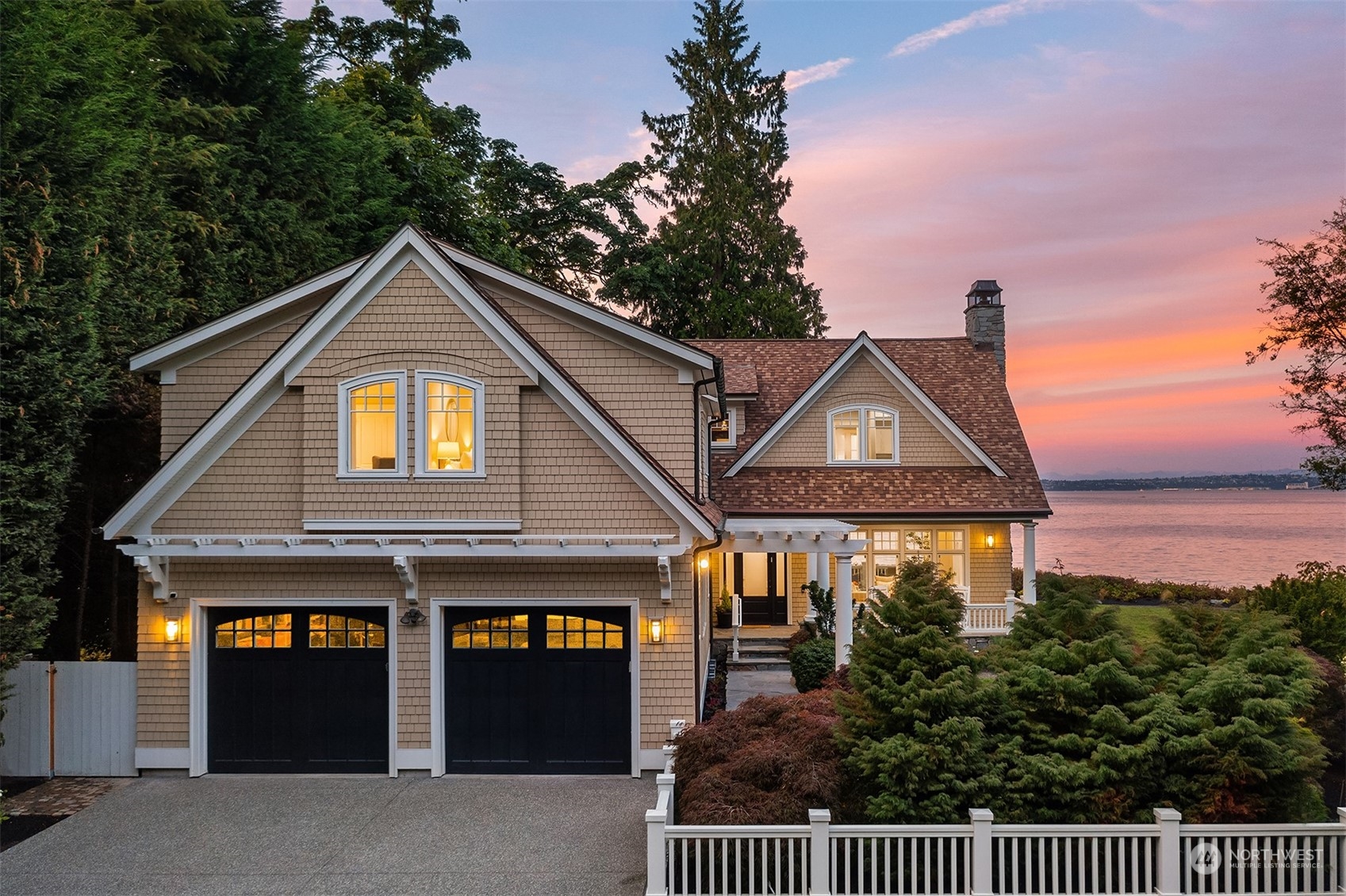 11162 NE Country Club Road