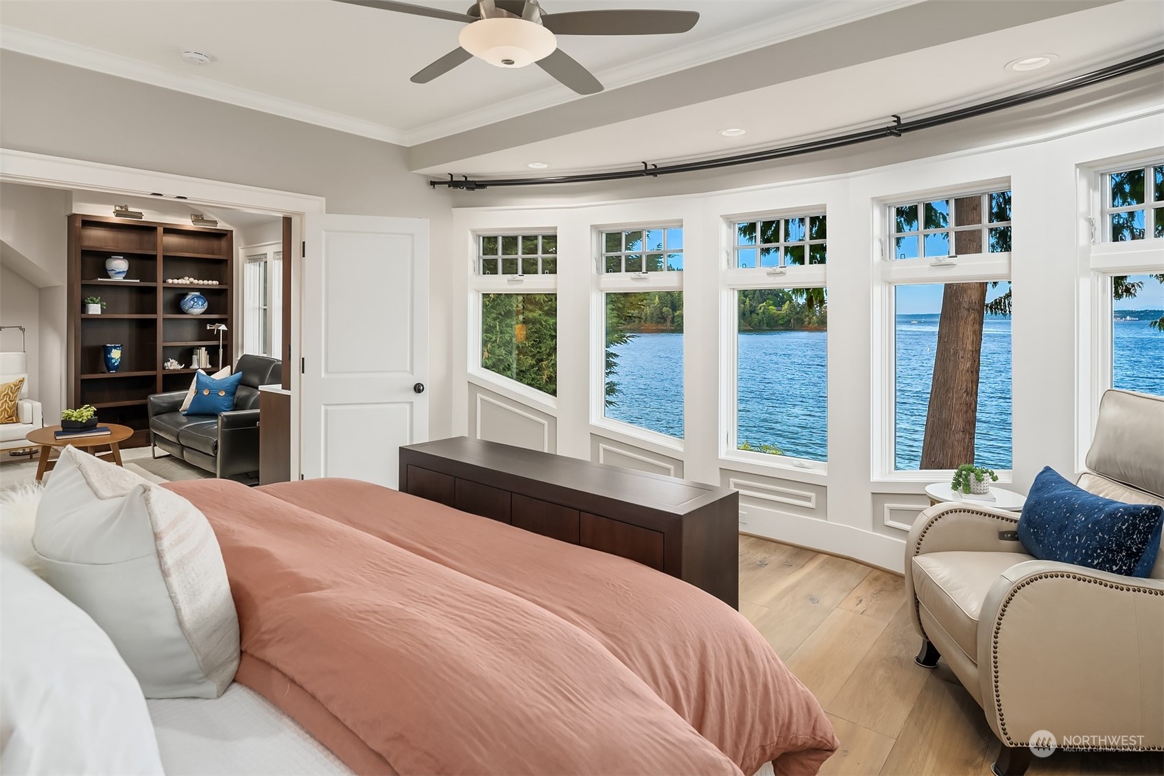 11162 NE Country Club Road