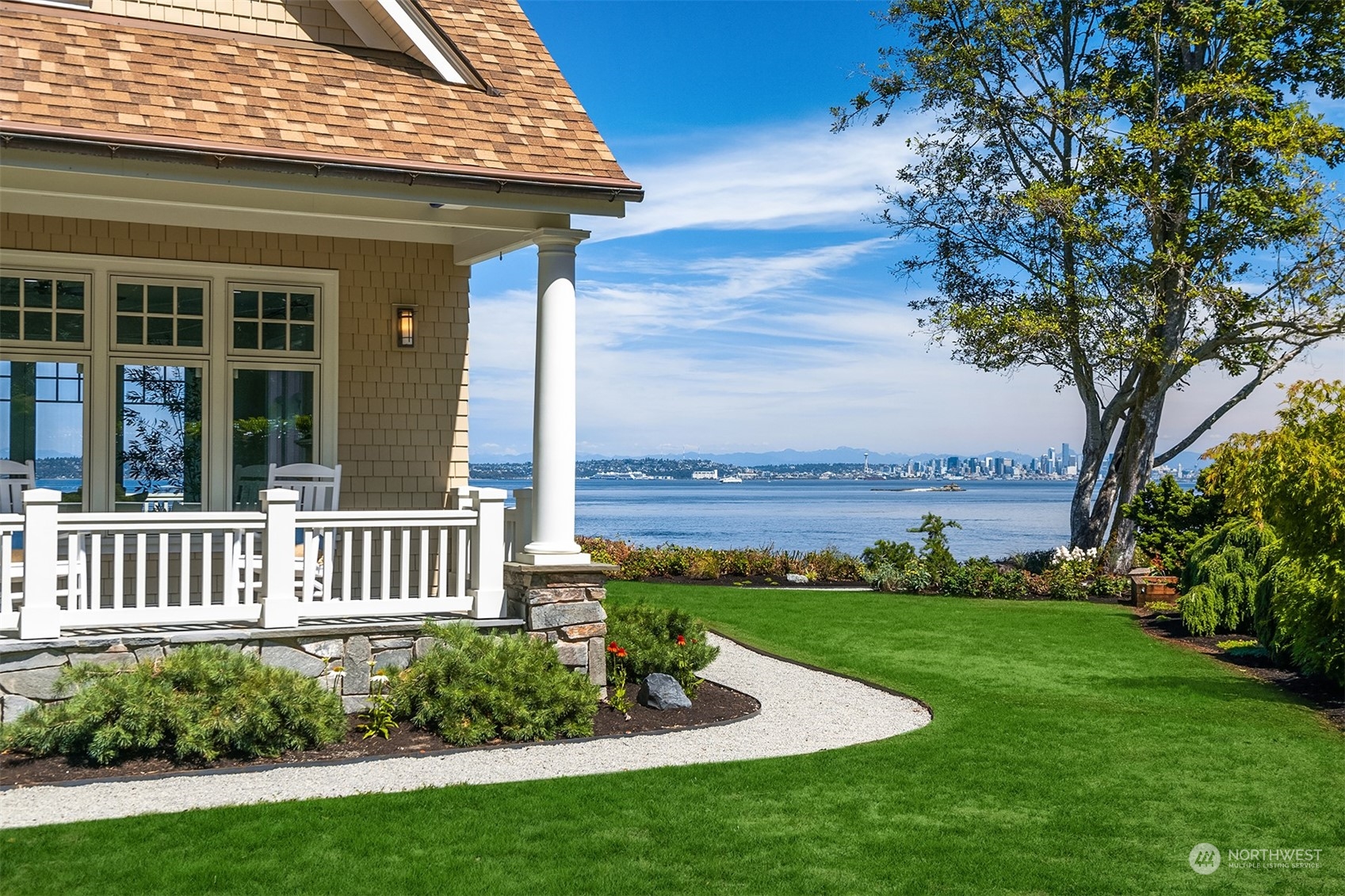 11162 NE Country Club Road