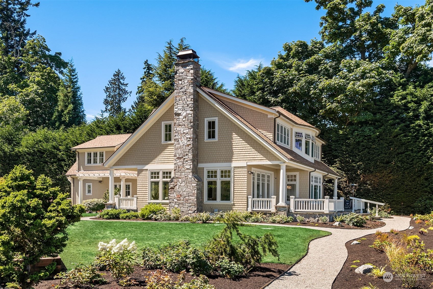 11162 NE Country Club Road