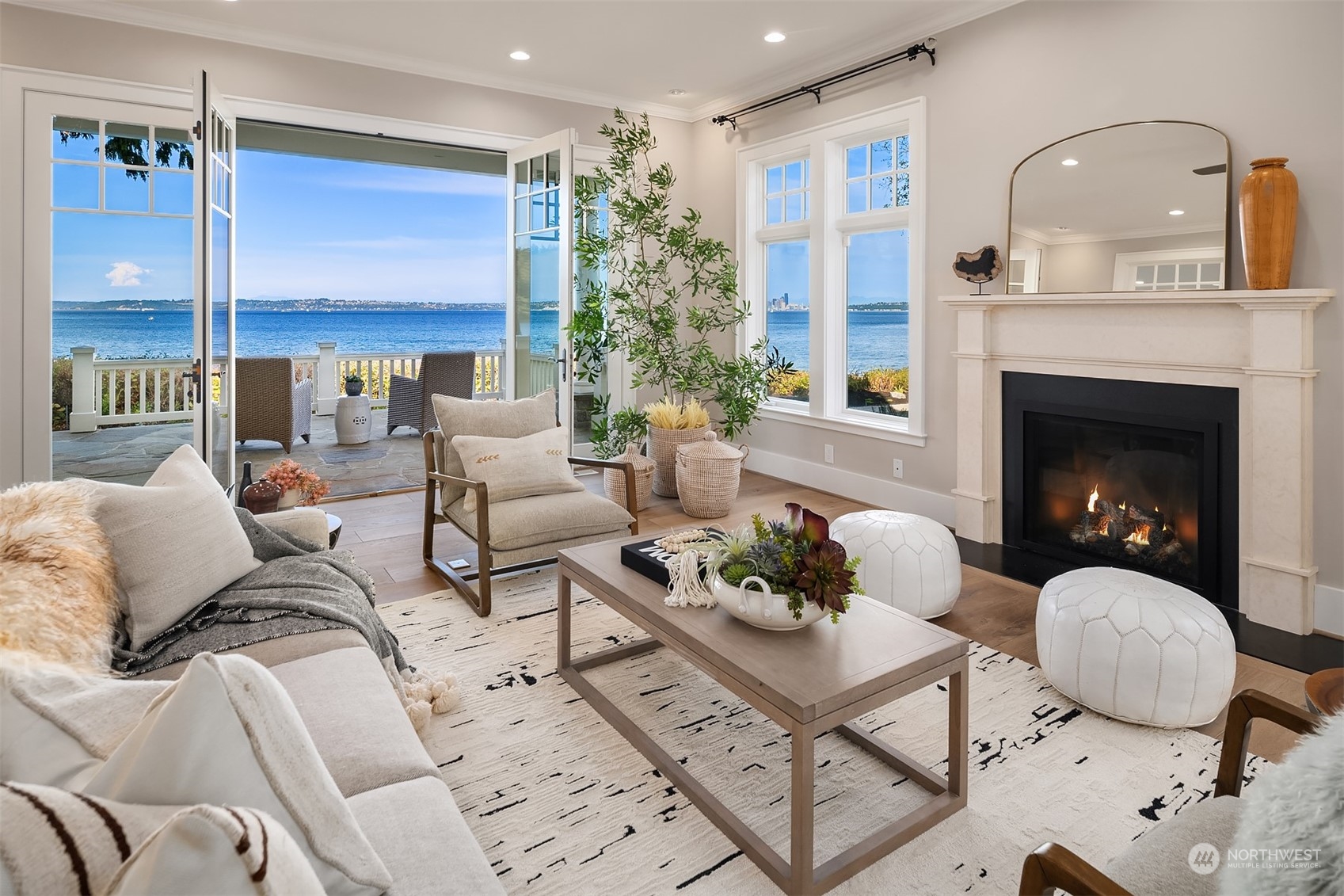 11162 NE Country Club Road