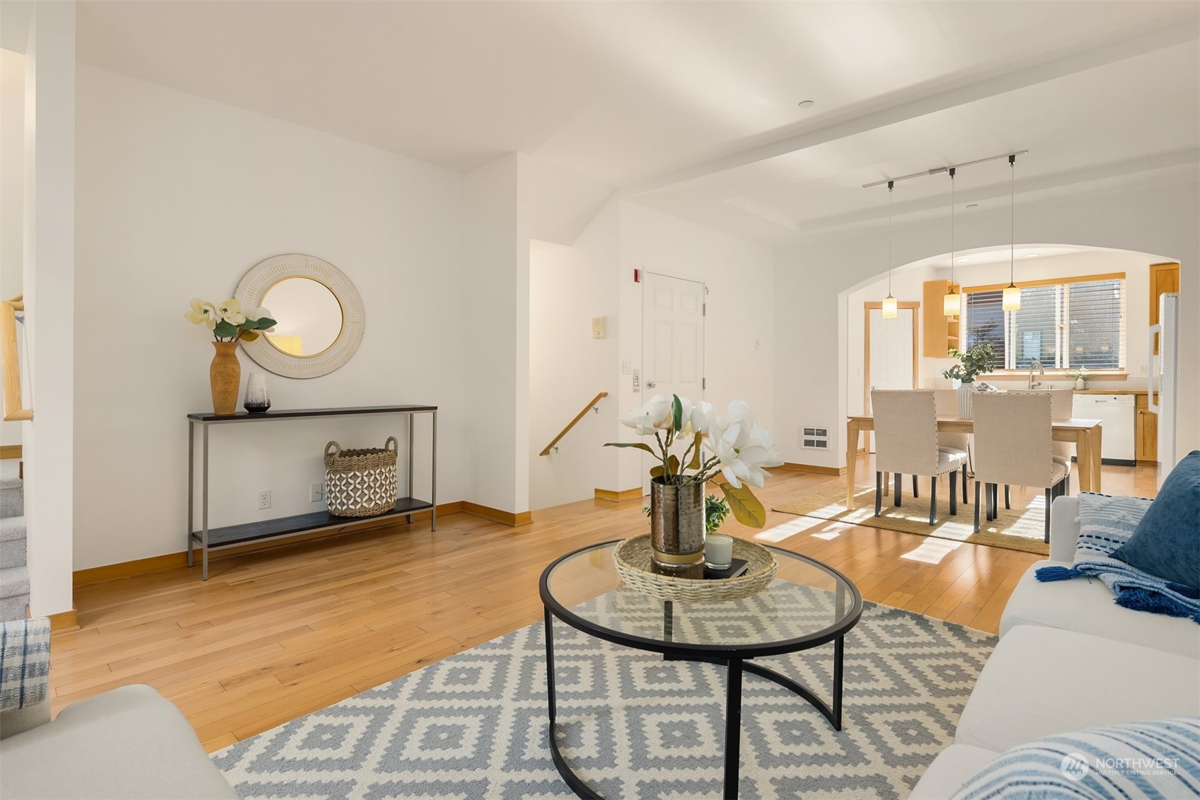 731 Madison Avenue N Unit: 29