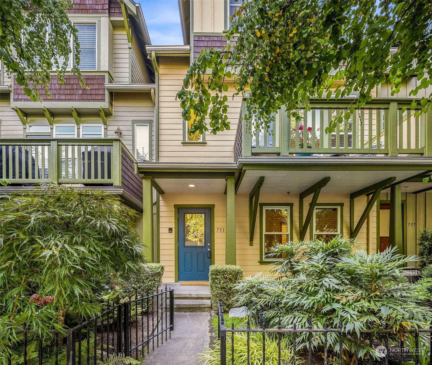 731 Madison Avenue N Unit: 29