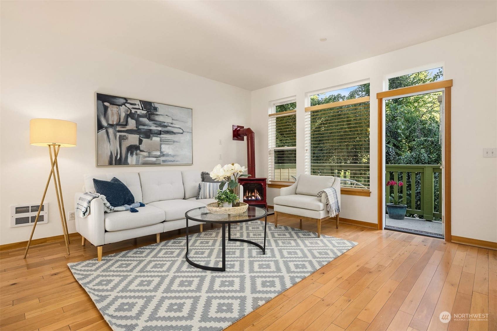 731 Madison Avenue N Unit: 29