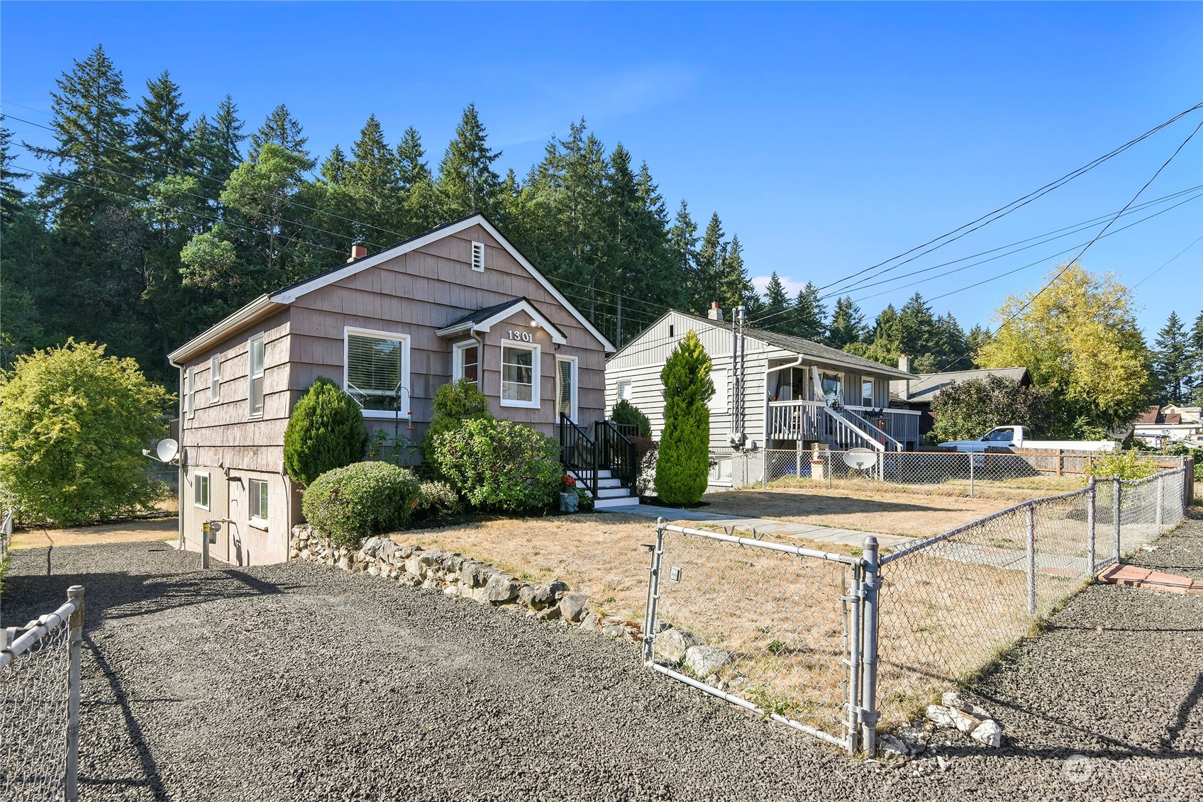 1301 Poindexter Avenue