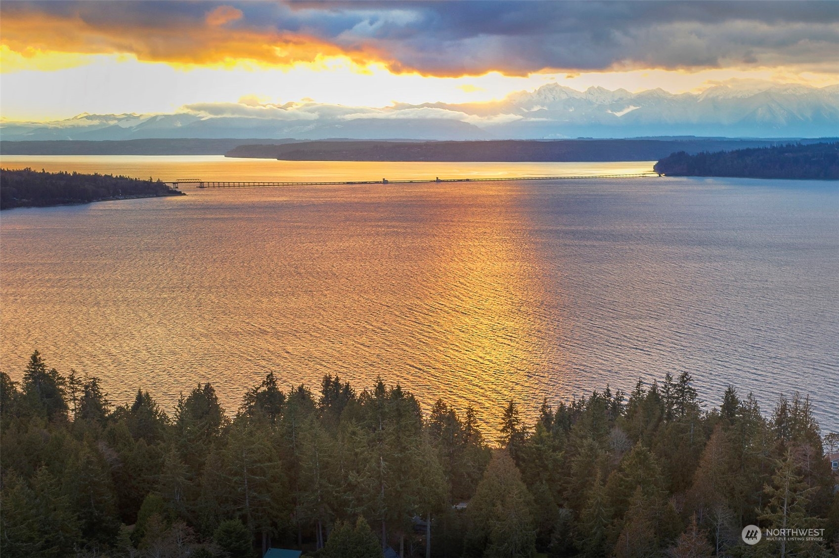 34139 Bridge View Drive NE