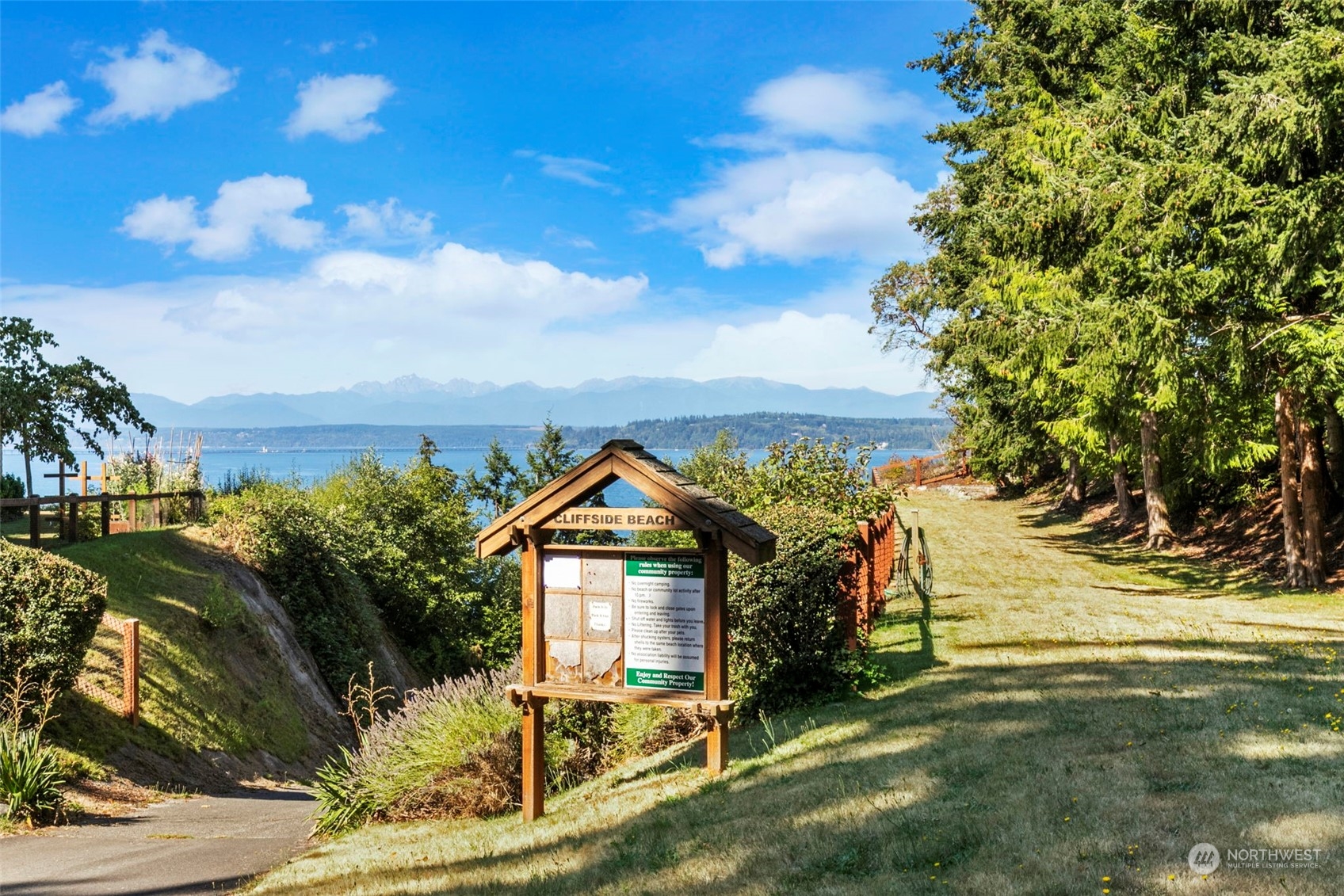 34139 Bridge View Drive NE