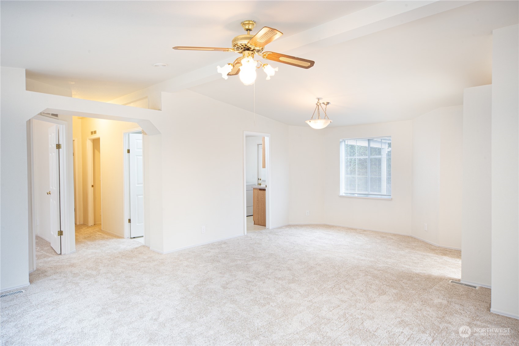 518 NW Silver Meadows Lane